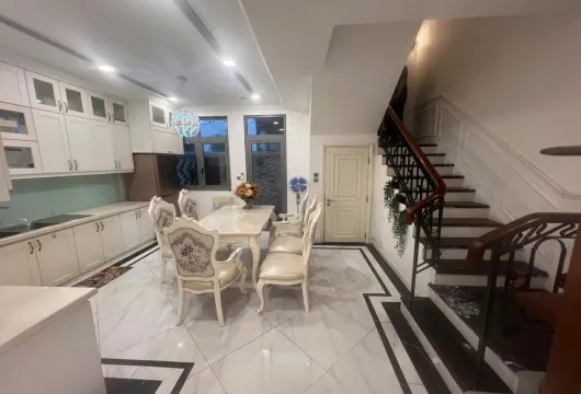 ハノイ賃貸住宅｜Vinhomes Riverside広々4ベッド別荘