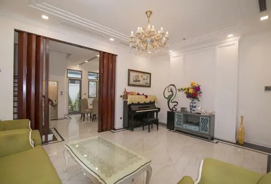 ハノイ賃貸住宅｜Vinhomes Riverside4ベッド快適ヴィラ